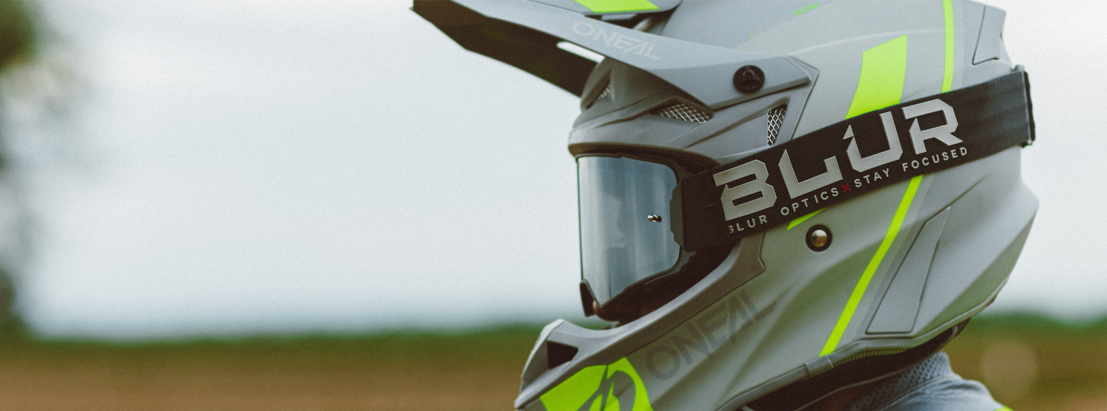 01 | B-60 Magnetic Goggles